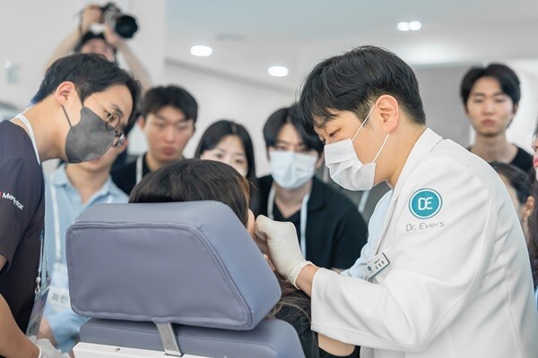 닥터에버스의원, 디스포트 보톡스 전 지점 도입