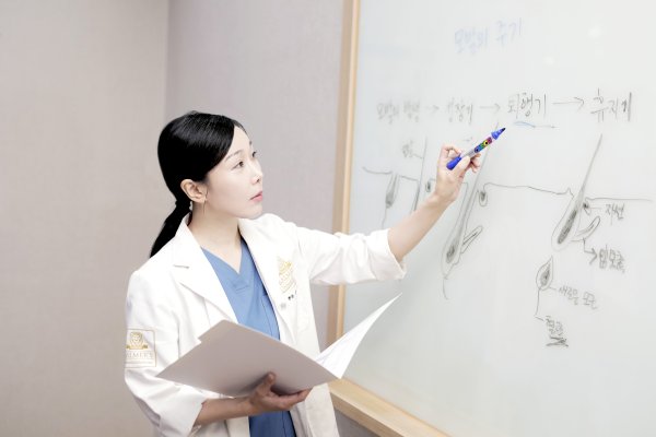 여름철 두피열, 탈모를 더 악화시킬 수 있을까?
