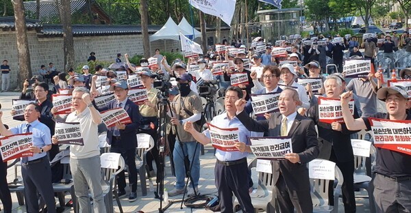 관리급여 도입 놓고 의정 갈등 격화…의료계 헌법소원 제기