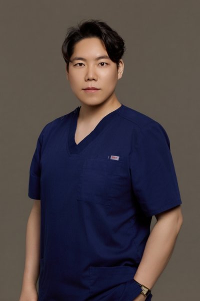 입술 필러 시술, 연령대별 적용점과 고려사항은?