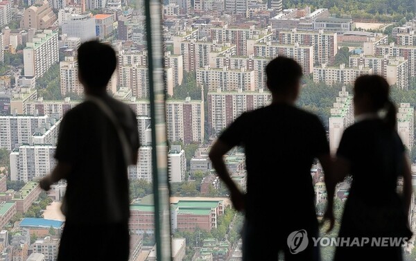 ​[분석] 25억 아파트 ‘척척’ 사들이는데 위기?…투기 카르텔의 수상한 ‘엄살’