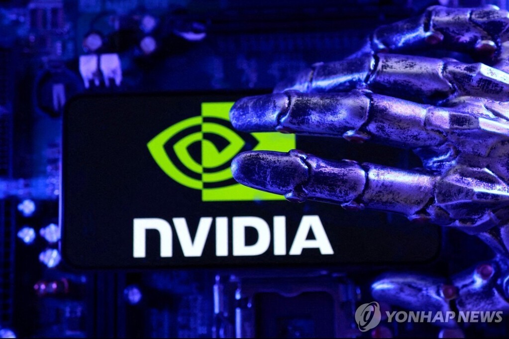 엔비디아(NVDA.O), 1조 파라미터 '네모트론4' 개발…오픈소스 AI 판 흔든다
