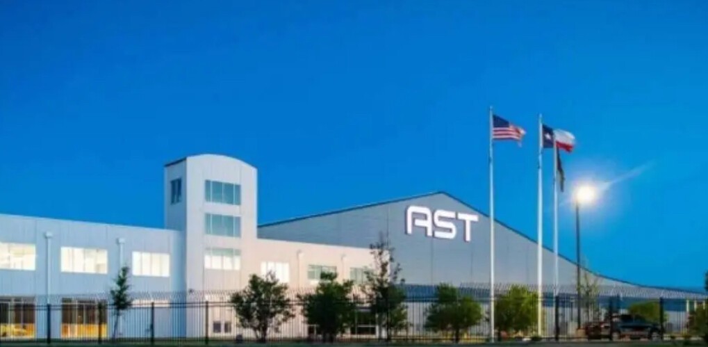 AST 스페이스모바일(ASTS.O), 2분기 실적 부진에도 연간 매출 가이던스 유지…위성통신 사업 확대