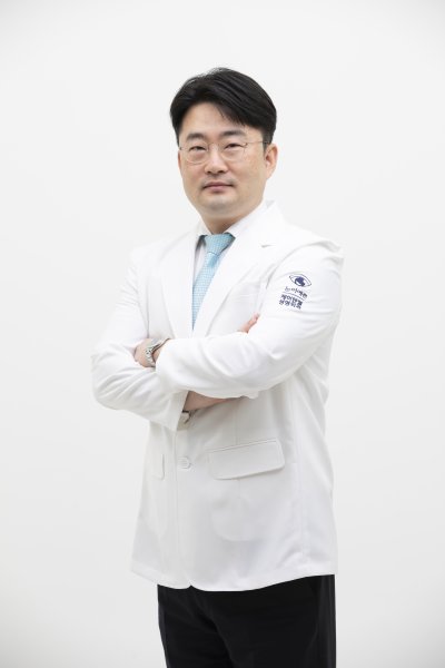 눈 밑 불룩함·꺼짐 개선 위한 눈밑지방재배치, 고려해야 할 사항은?