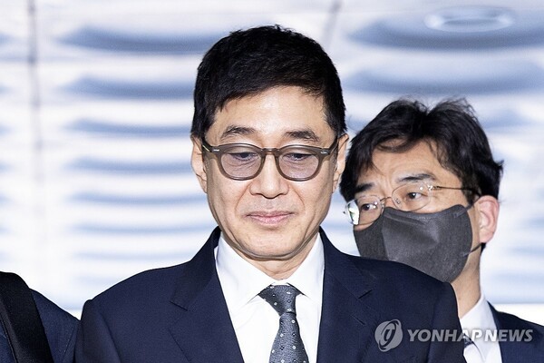 ‘31억 비자금’ 이호진 전 태광 회장, 법정서 혐의 부인