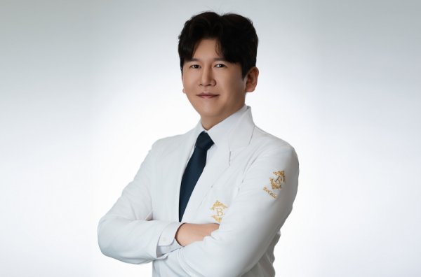 얼굴 구조별 맞춤 설계로 진행하는 엠지핏 체크포인트