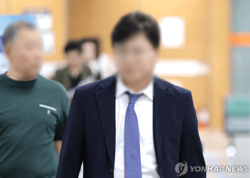 법원 "김승원 통해 식약처에 청탁"…제넨셀 창업자 징역 4년 선고