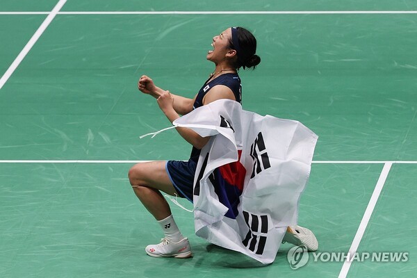 안세영, 6점 차 열세 뒤집은 대역전극…덴마크 오픈 2연패·시즌 9관왕