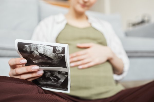 Shorter gaps between births linked to faster biological aging