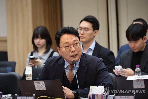 <b>여군</b> 장교 <b>지원</b>자 3년 새 82% <b>증가</b>…지난해 2만명 첫 돌파